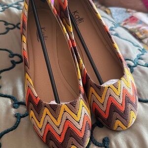 Kali Multicolor Zigzag Flats